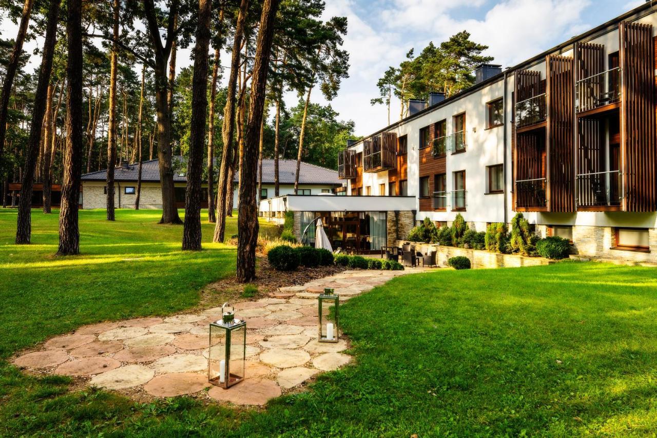 Columna Medica Hotel Lask Bagian luar foto